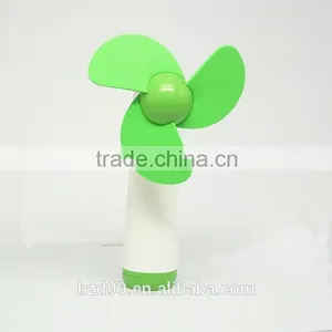 Wholesale/OEM LOGO Customized Universal Battery Power Operated Mini Hand Fan thumbnail-3