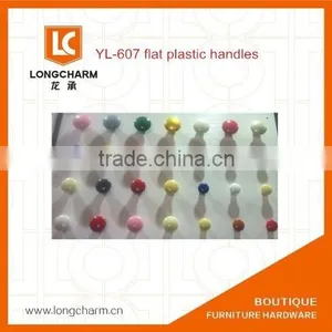Small Flat Head Plastic Handles Plastic Locking Knobs Drawer Pulls Made in China thumbnail-4