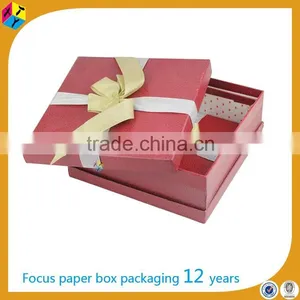Luxury Gift Wedding Cardboard Favour Boxes thumbnail-1