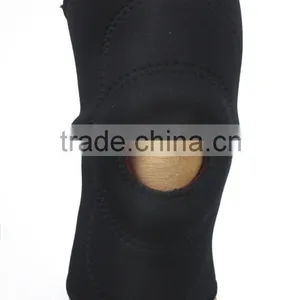 Protective Comfortable Neoprene Knee Support thumbnail-2