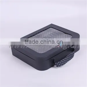 Custom Printing Paperboard Suitcase Cardbaord With Handle thumbnail-4