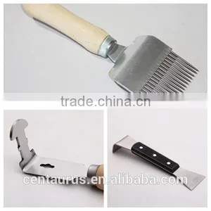 Best Price Bee Hive Tool for Beekeeper With Lowest Price thumbnail-2