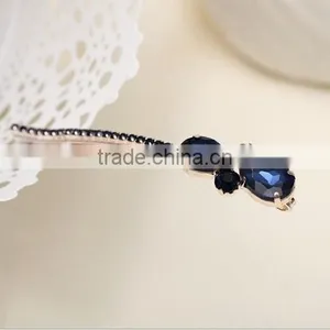 Korean Diamond Decorative Hair Claw Clip thumbnail-2