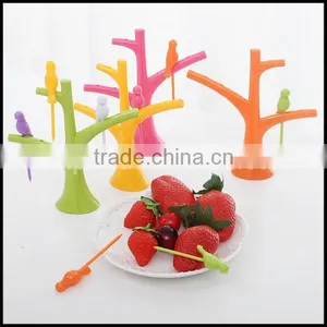 Eco-friendly Creative Cute Design Bird on Tree Shape ABS Plastic Fruit Fork Set Wholesale thumbnail-1