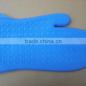 Heat Resistance Silicone Cooking Gloves thumbnail-1
