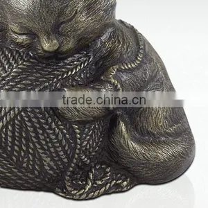 Calico Cat Urn thumbnail-4