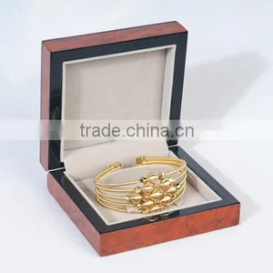Wooden Cuff Link Box thumbnail-1