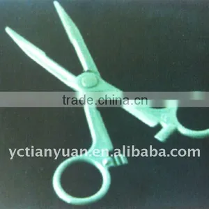 Plastic Scissors thumbnail-1