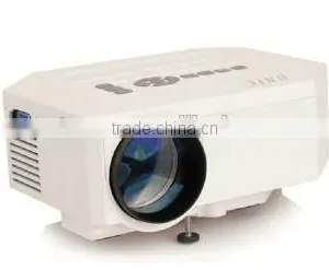 UNIC Home Theater Projector 150 Lux Lumens WVGA (640*480 ) LCD UC30 Mini Pico Projector thumbnail-5