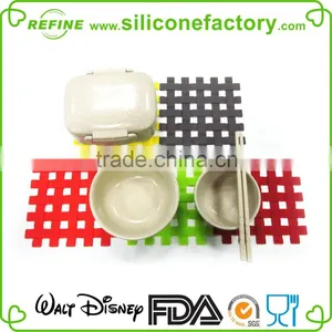 100% Food-grade Heat-resistence Hollow Silicone Mesh Mat thumbnail-3