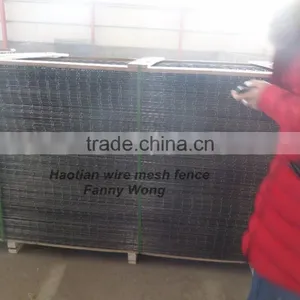 Hot Sale Black Flat Welded Wire Mesh Panel Fence Panel Construction Panel thumbnail-1