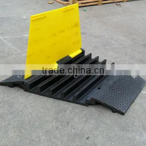 Hot Selling Event Cable Ramp Corner for 5 Channels thumbnail-1
