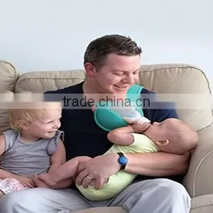 Free Hand Baby Bottle Holder thumbnail-3