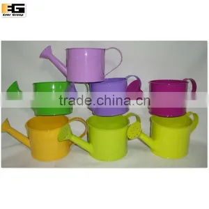 Watering Pot in Tin thumbnail-1
