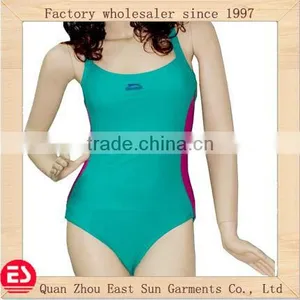 Newest Pictures Women Thong Bikinis thumbnail-1