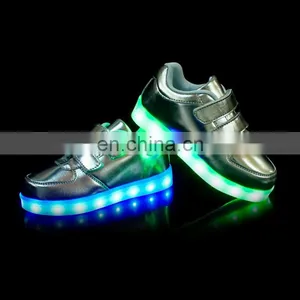 Factory Wholesale Led USB Charge Shoes Children Kids Casual Shoes Led Sneakers for Boys Girls thumbnail-6