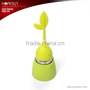 Leaf-shaped Yellow Silicone Tea Infuser thumbnail-1