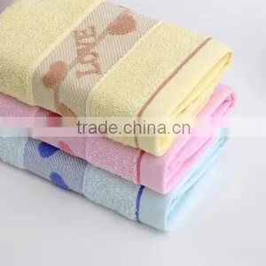 Cheap 100% Cotton LOVE Heart Jacquard Design Towel Cheap Wholesale Hand Towels thumbnail-3