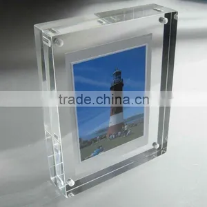 Customized Luxury Clear Acrylic Magnetic Photo Frame for Different Commemoration Day thumbnail-1