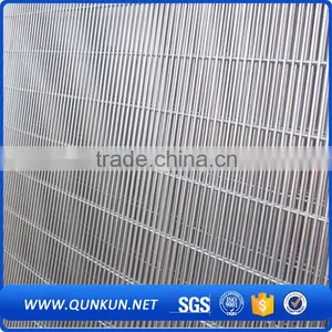 High Quality 358 Prison Fencing Anti-climb High Security Fences thumbnail-1