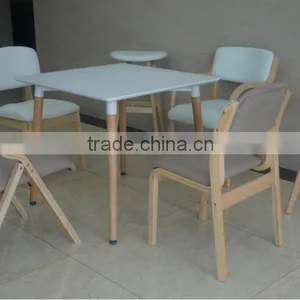 Wooden &plastic Table thumbnail-4