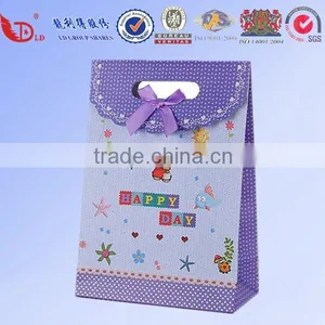 Wholesale Fancy White Kraft Paper Packaging Bag With Logo Printing thumbnail-2