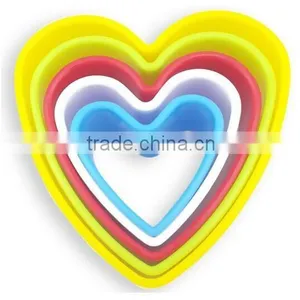 Set of 5 Heart Shaped Cookie Cutter thumbnail-1