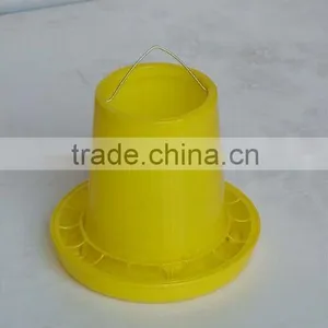 Plastic Chicken Feeders thumbnail-1