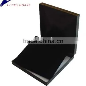 Gift Box 032 thumbnail-1