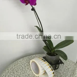 Low Price and High Quality Paper Material Labels Printed Adhesive Stickers in Roll thumbnail-4