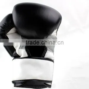 UWIN on Hotsale New Style Design Your Own Boxing Gloves on Hotsale thumbnail-2