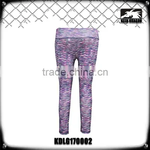 Women Printed Extra Soft Plus Size Lightweight Capri Leggings thumbnail-3