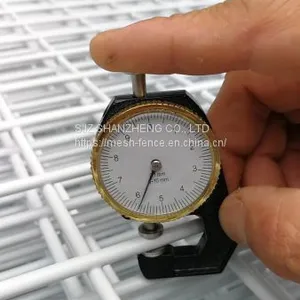 Welded Wire Mesh Fence thumbnail-2