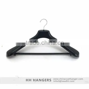 Hot-selling Black Plastic Suit Hanger With Pant Bar thumbnail-1