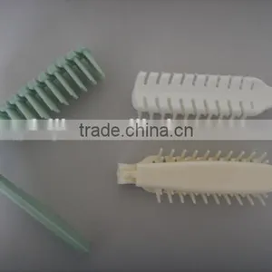 New Style Foldable Plastic Comb thumbnail-1