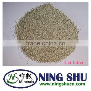 Bentonite Cat Litter as Cats Dogs Clean up Product thumbnail-1