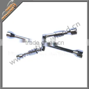 Foldable Cross Wrench/Car Wheel Wrench/Auto Socket Wrench thumbnail-1