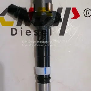 Diesel Fuel Injector 23670-30030 for Toyota Hilux 2.5 D thumbnail-1