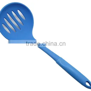 Best Selling Solid Nylon Core Silicone Kitchen Utensils / Silicon Kitchenware thumbnail-2