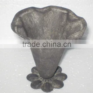 8009023F-11- Metal Planter thumbnail-1
