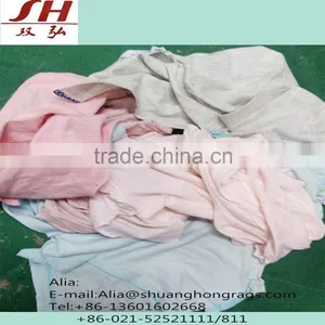 Used Clothes Light T-shirts Wholesale in Bulk Sorted thumbnail-4