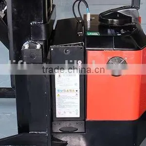1.2 Ton Scissor Type Electric Reach Stacker Lifting Height 5500mm thumbnail-6