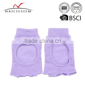 Hight Quality Pilates Socks With Grip thumbnail-4