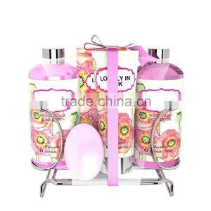 Wholesale Bath Set Manufacturer Chicphia Lovely in Pink Shower Gel Gift Set thumbnail-1