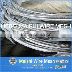 CBT-65 Concertina Razor Wire thumbnail-1