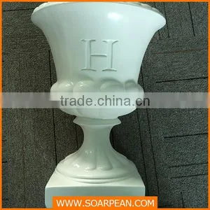High Quality White Fiberglass Ceramic Vase thumbnail-3