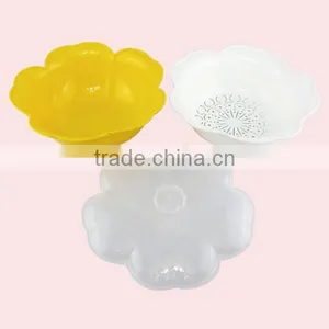 Two Layers Plastic Plum Blossom Shape Kitchen Sieve thumbnail-2