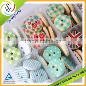 Over 300 Patterns Fashion High Quality Garment Button/ Wooden Button Hotsale thumbnail-1