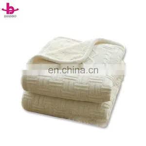 China Supplier Large Size 100% Polyester, Shu Velvet 2 in 1 Weighted Grey Elegant Cable Knit Fluffy Throw Blanket thumbnail-2