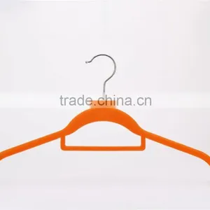 Velvet Hanger With Tie Bar Logo thumbnail-2